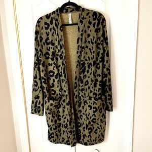 NWOT Leopard Print Long Sleeve Open Cardigan